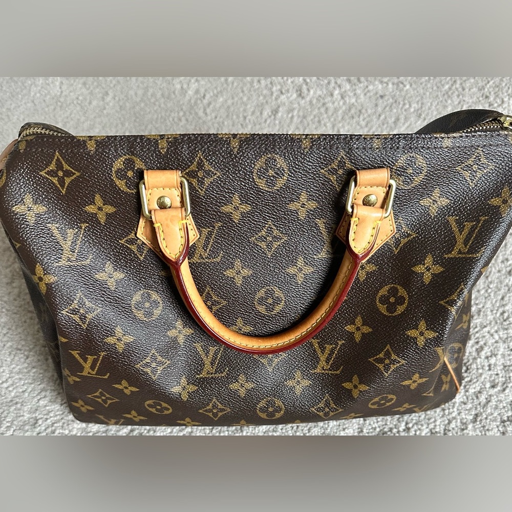 Authentic Louis Vuitton Speedy 30